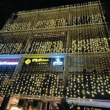 Hotel City Heart Premium Chandīgarh Zewnętrze zdjęcie