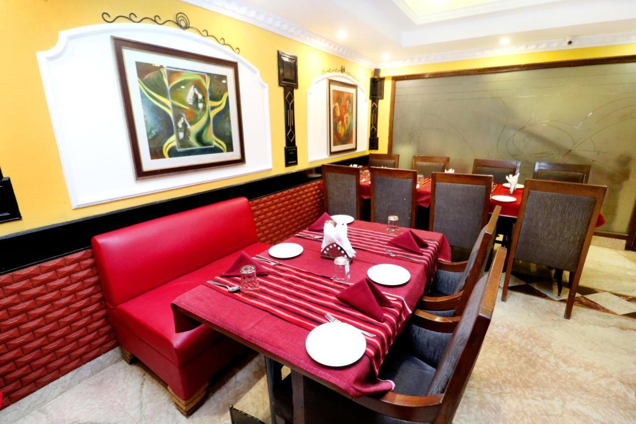 Hotel City Heart Premium Chandīgarh Zewnętrze zdjęcie