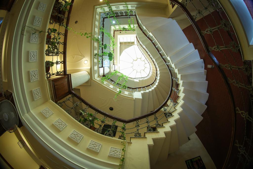 Hotel City Heart Premium Chandīgarh Zewnętrze zdjęcie