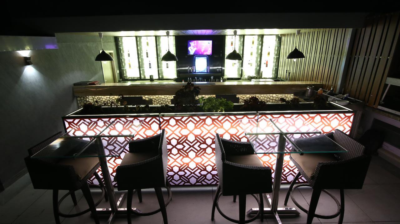 Hotel City Heart Premium Chandīgarh Zewnętrze zdjęcie