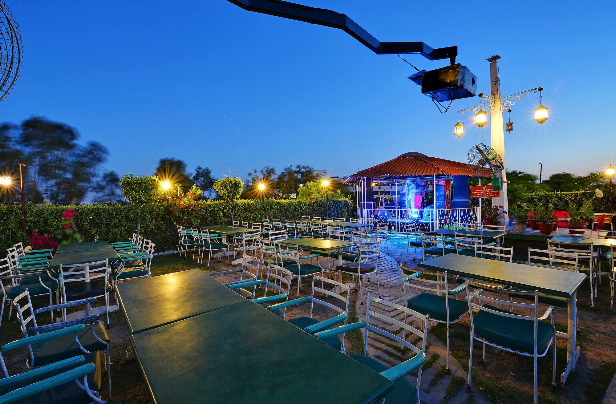 Hotel City Heart Premium Chandīgarh Zewnętrze zdjęcie